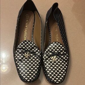 Tory Burch Charm Loafer Flats Sz 9